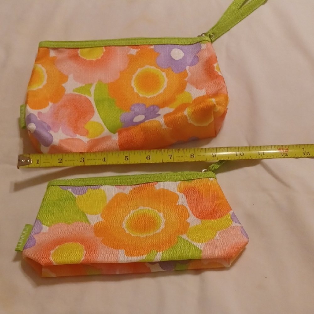 Floral Cosmetic Bag Set with Wristlet - Picture 3 of 5